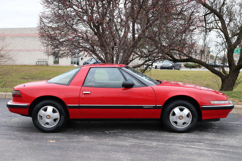 612551af7a929 low res 1990 buick reatta