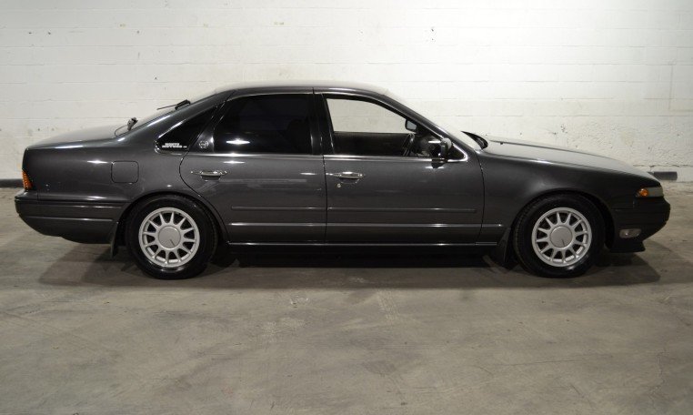1990 Nissan Cefiro | Montu Motors