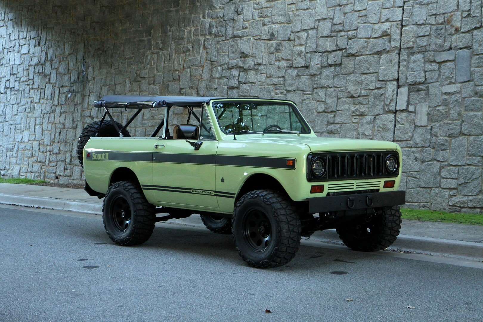 19470a hd 1975 international scout ii