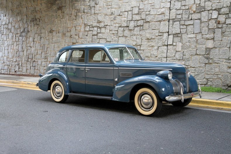 1939 Pontiac Deluxe