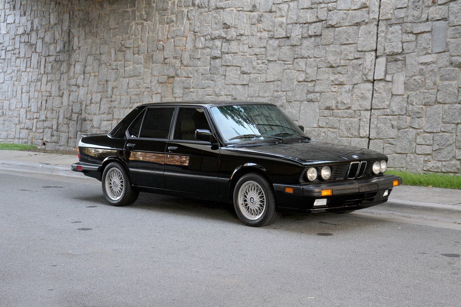 2546f7594b8a hd 1988 bmw m5