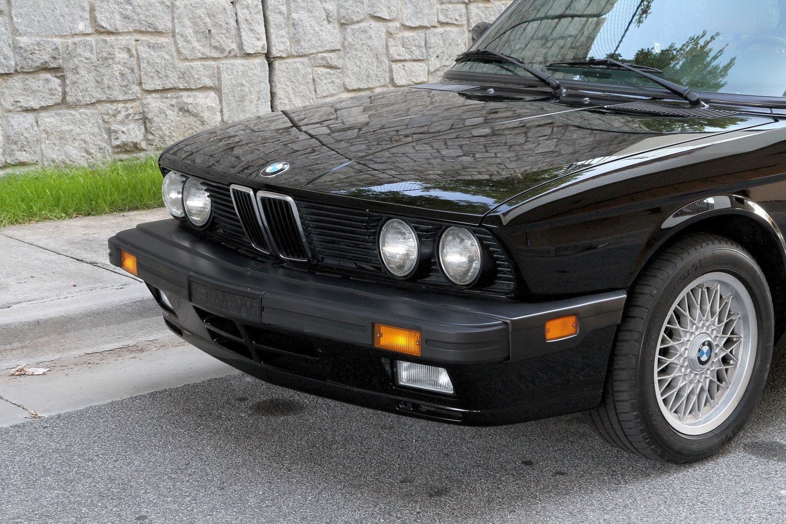 1988 BMW M5 | Motorcar Studio