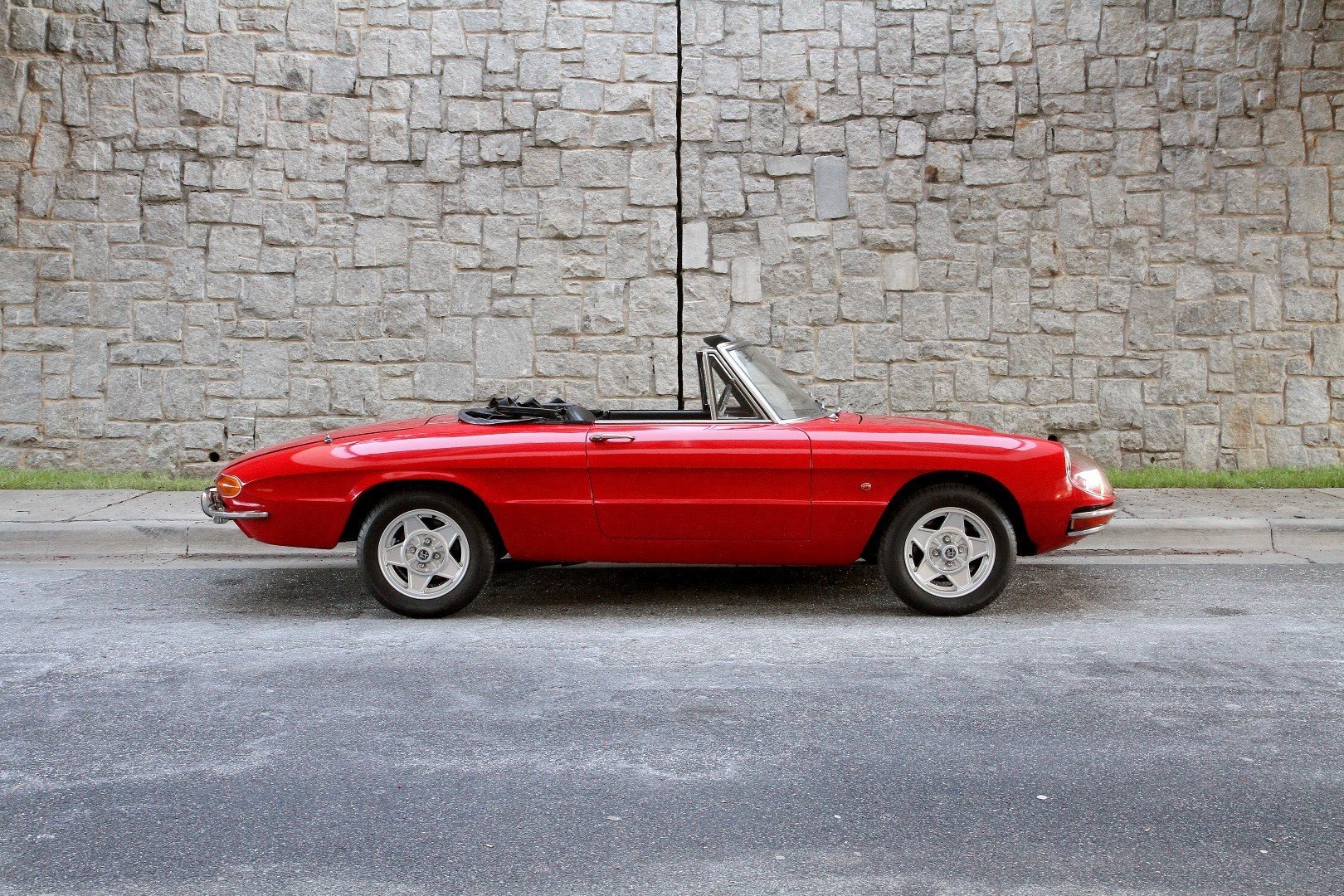1967 Alfa Romeo Duetto Motorcar Studio