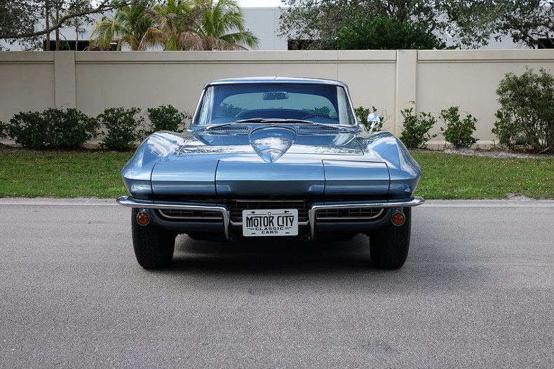 2023a2250334 low res 1967 chevrolet corvette