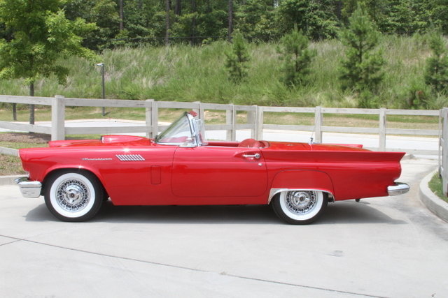 142052ee1d61 low res 1957 ford thunderbird