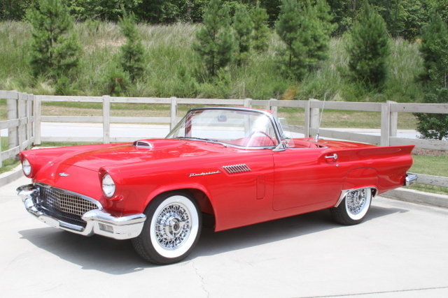 14218265a518 low res 1957 ford thunderbird