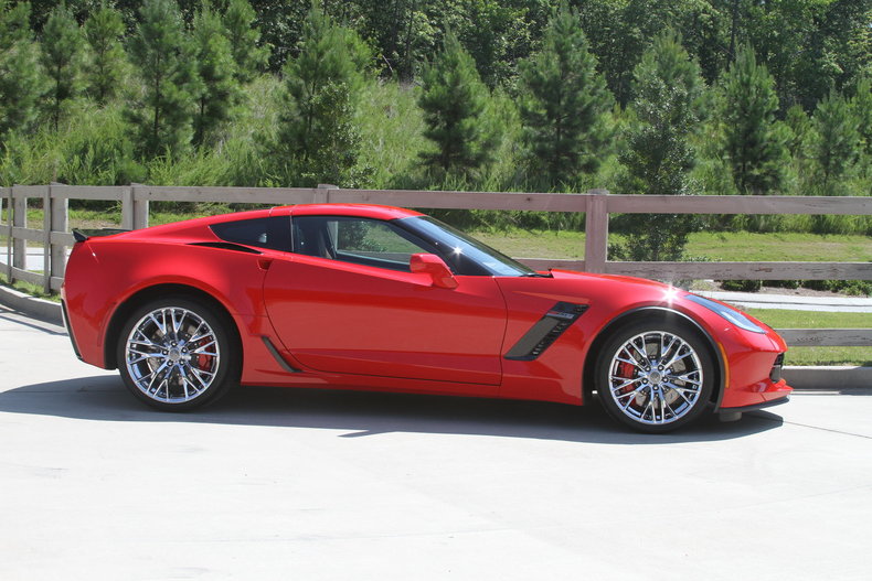 1608c55feb94 low res 2015 chevrolet corvette z06 3lz