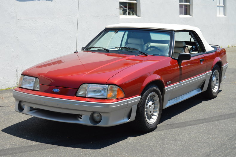 1990 Ford Mustang GT