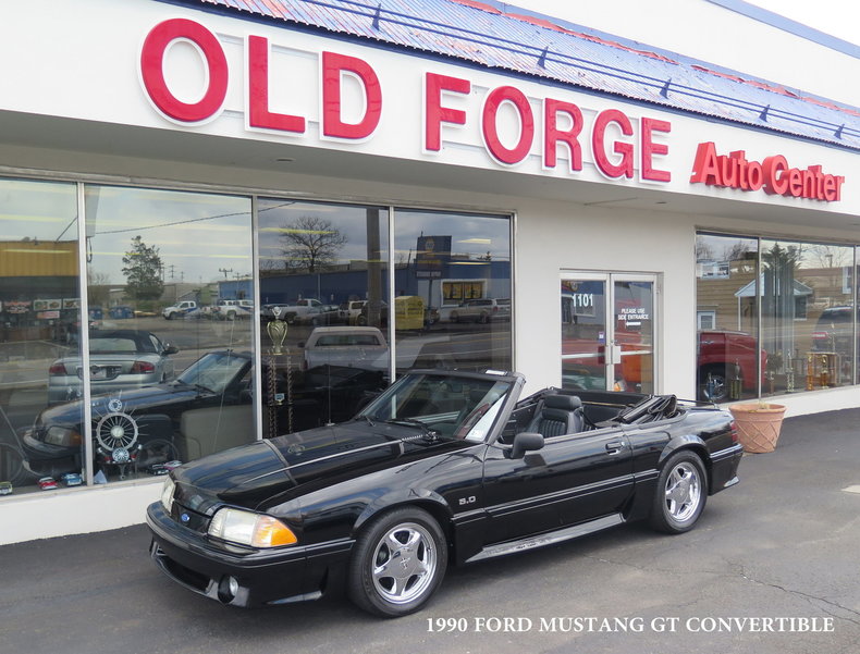 1990 Ford Mustang GT
