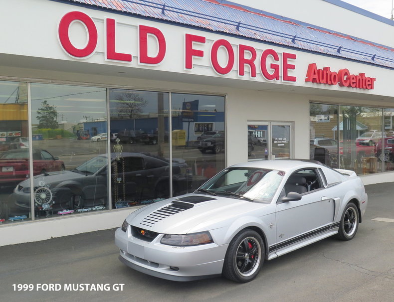1999 Ford Mustang