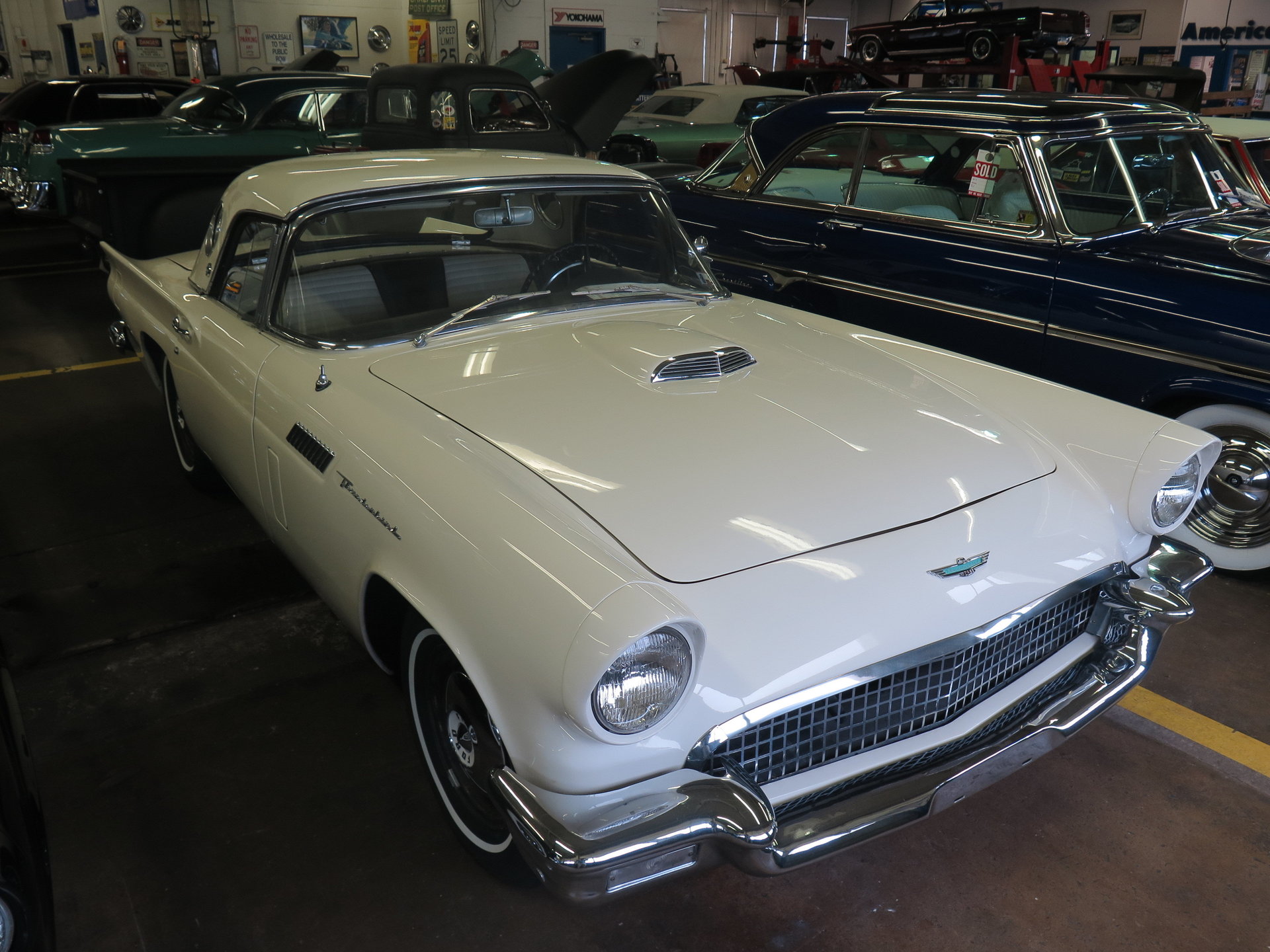 2637953566458 hd 1957 ford thunderbird