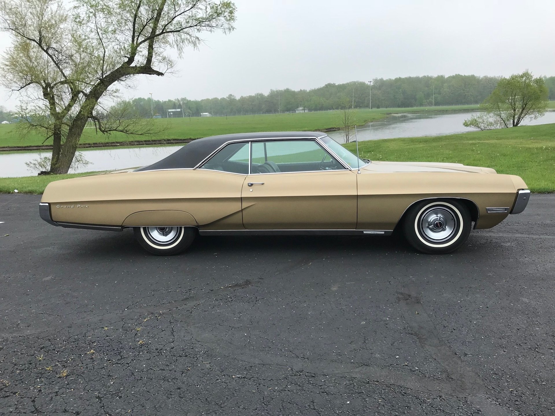 1967 Pontiac Grand Prix | Orlando Classic Cars
