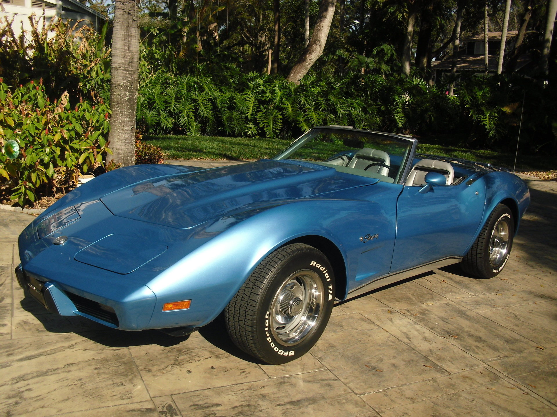 116226a53610a hd 1975 chevrolet corvette convertible