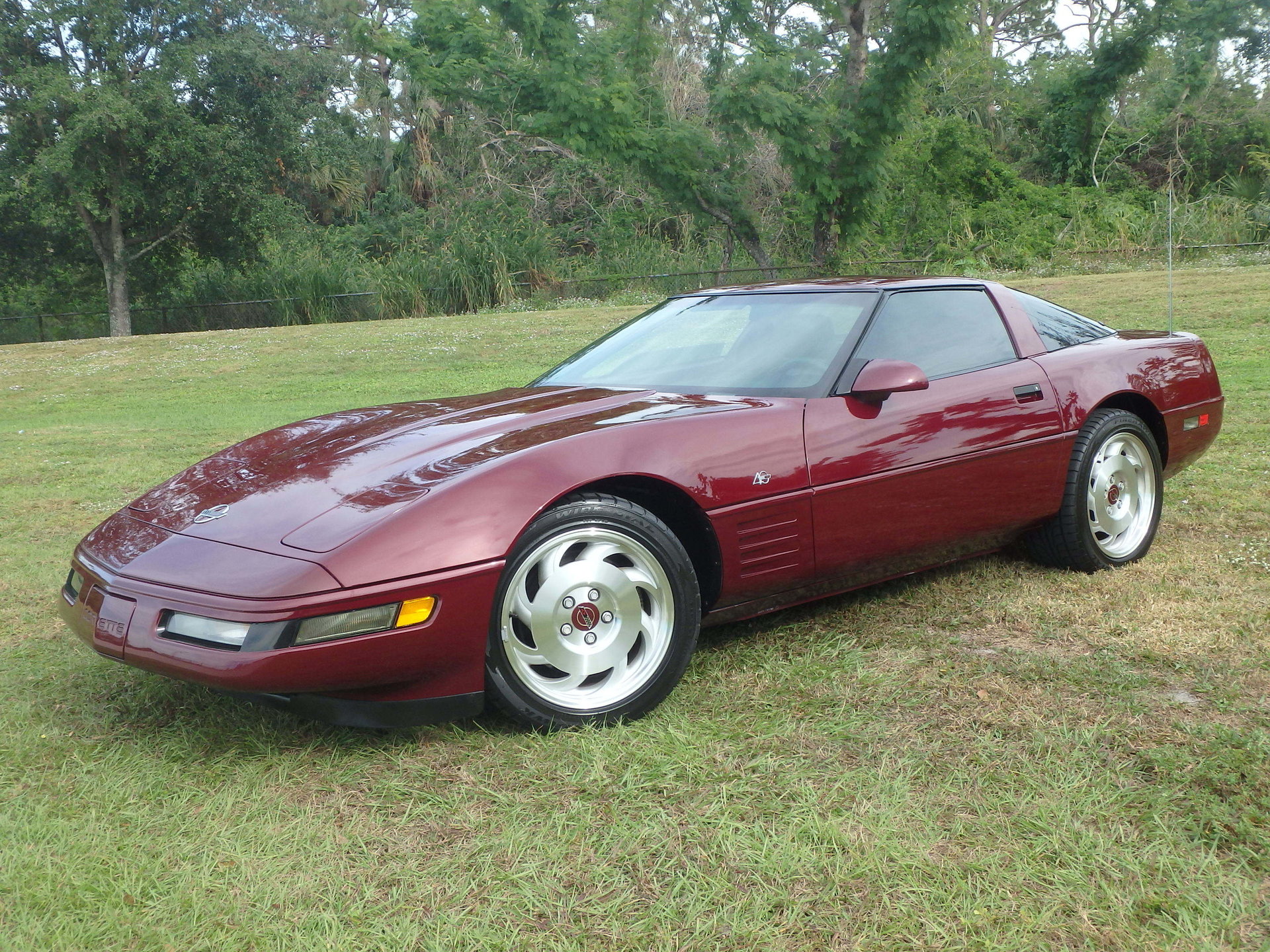 10005852f1b75 hd 1993 chevrolet corvette coupe