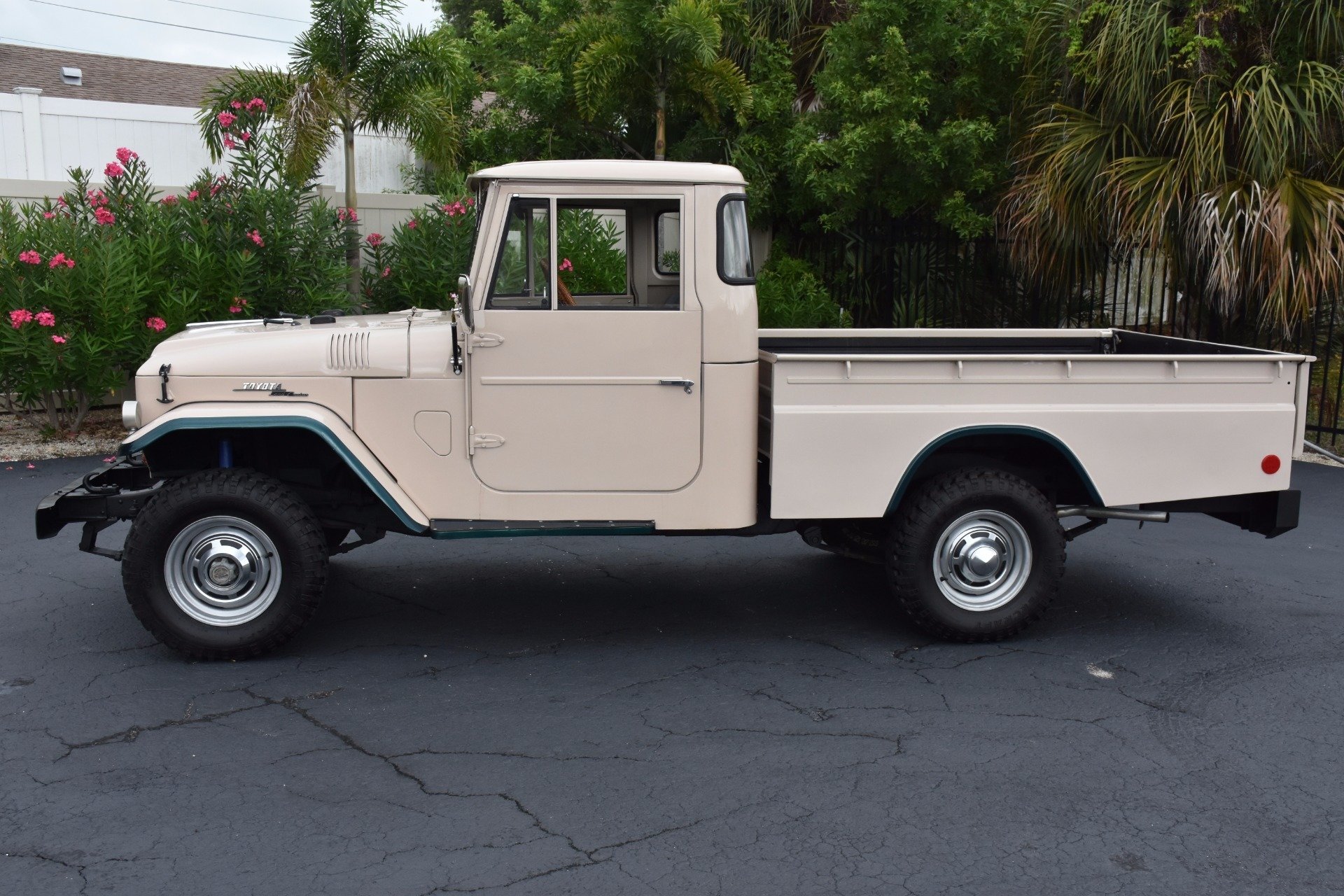 9125a1751273 hd 1967 toyota fj45 pickup