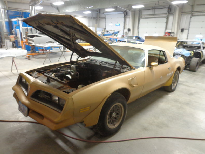 7495 19bef0d0b976 low res