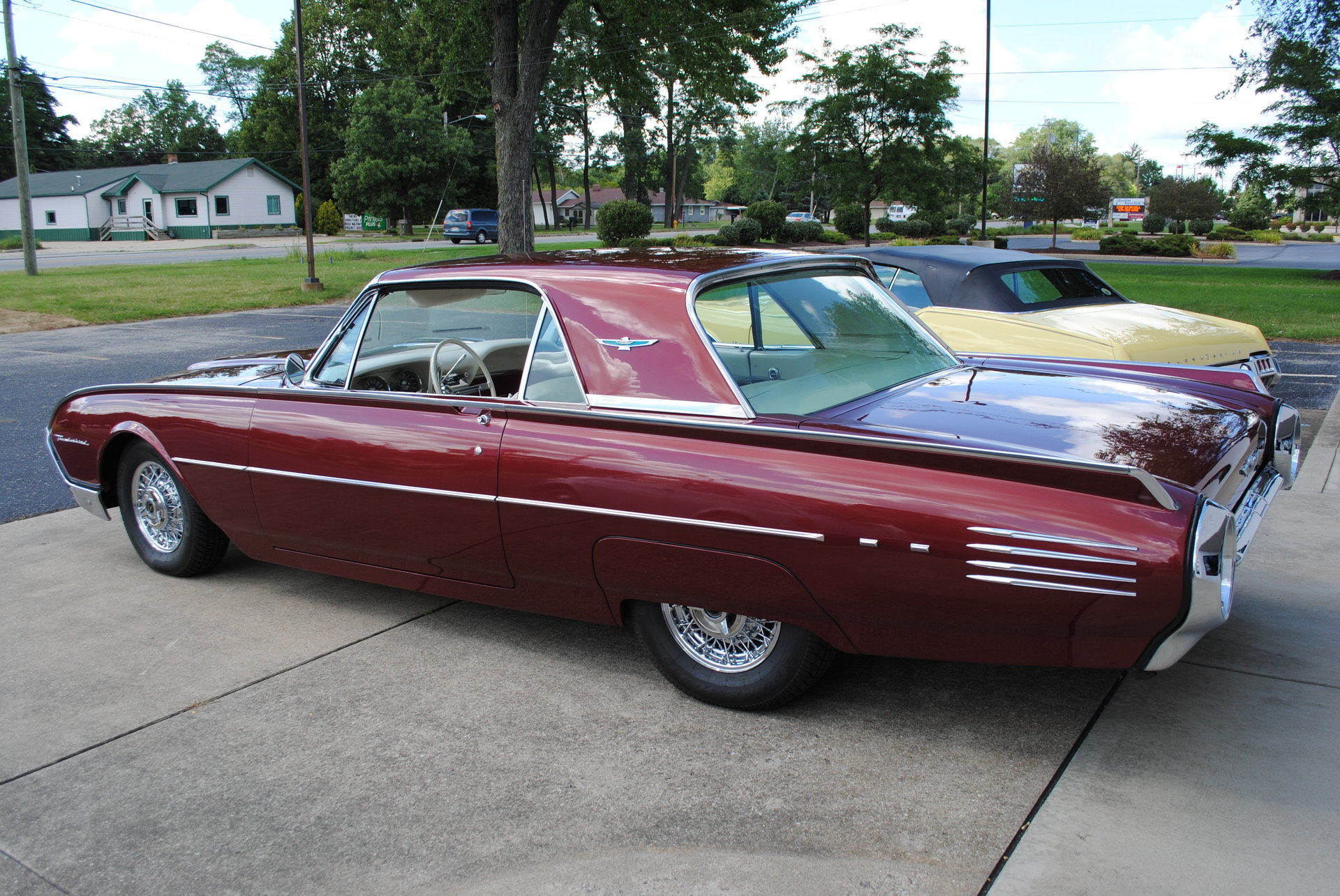 1961 ford thunderbird