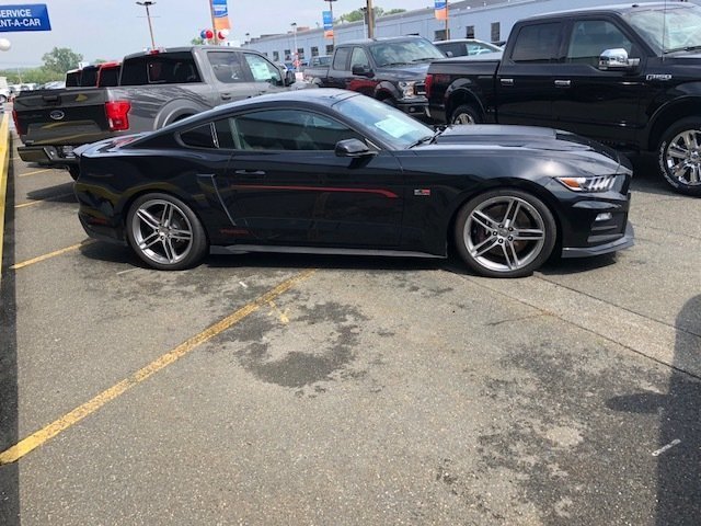 13040e5e24846 low res 2017 ford mustang gt