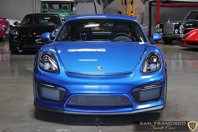 10656 2016porschecayman001