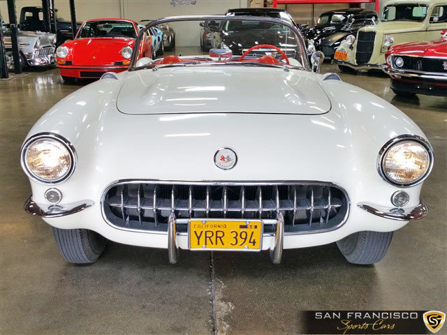 12705 1956chevroletcorvette001