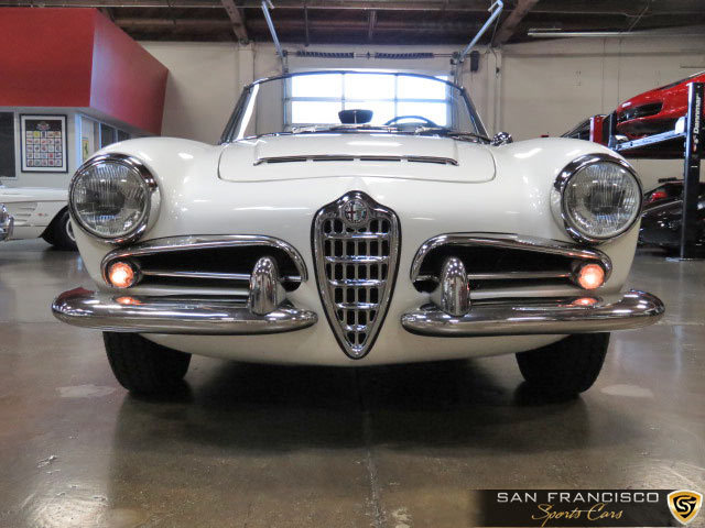 12987 1965alfaromeogiulia001