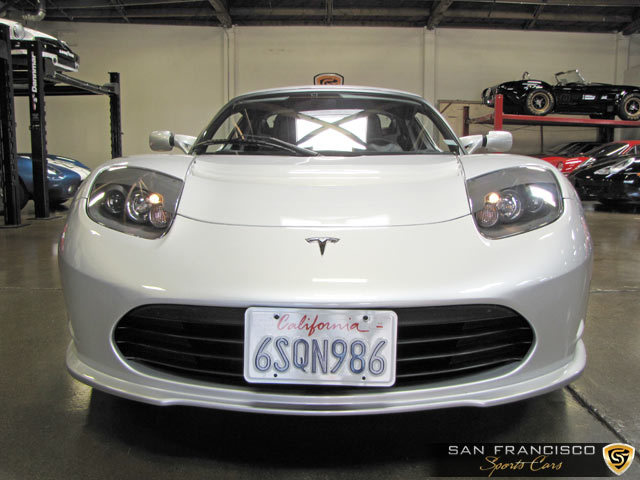 17749 2011teslaroadstersport001