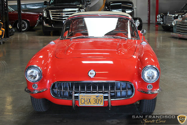 8755 1956chevroletcorvette001