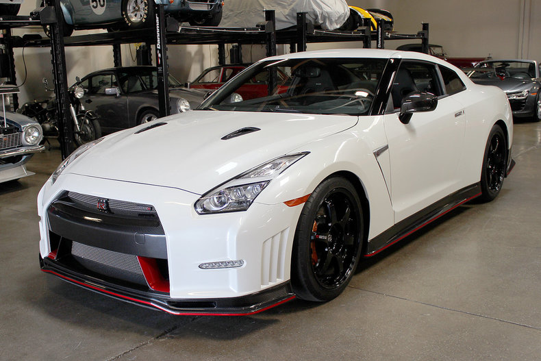 305324e1a2b1c low res 2015 nissan gt r nismo