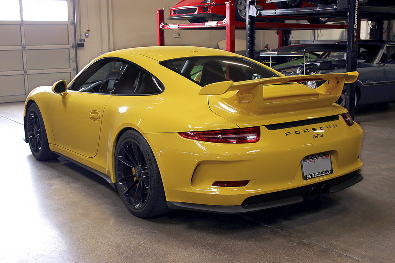 30721bc755ee8 low res 2014 porsche gt3