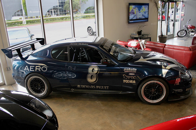 3112347240e01 low res maserati race car