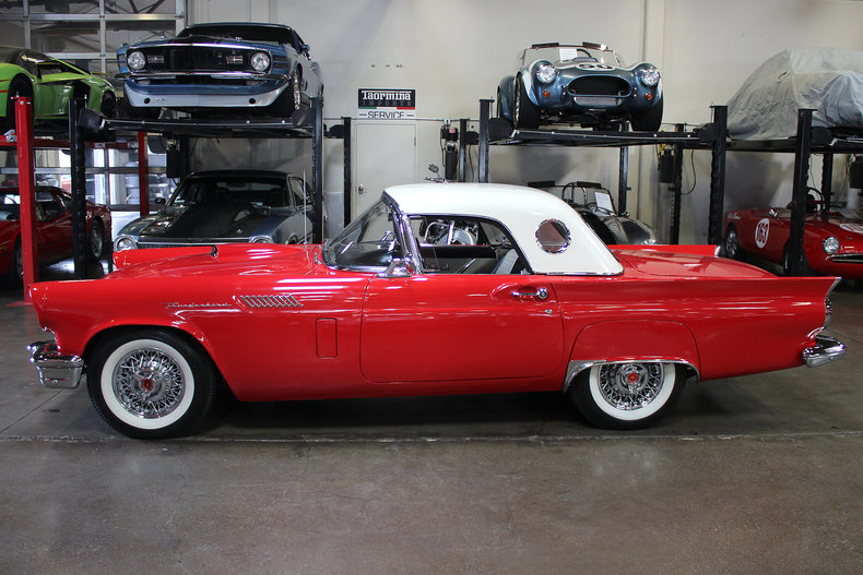 31319607fa7e3 low res 1957 ford thunderbird