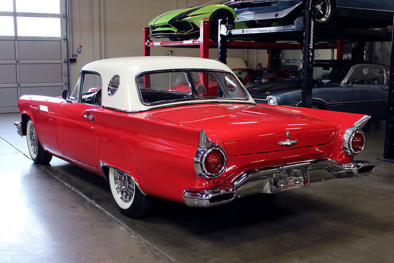 31321d309043d low res 1957 ford thunderbird