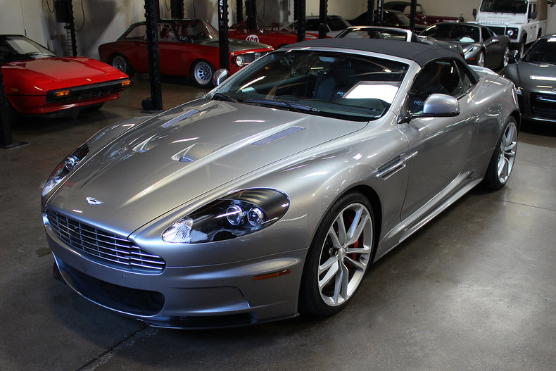 31596c3d74f21 low res 2011 aston martin dbs