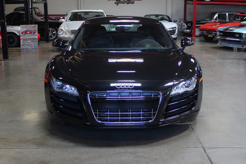 32259b28a9591 low res 2010 audi r8