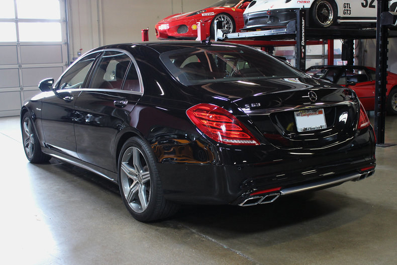 334563bf84375 low res 2014 mercedes benz s63