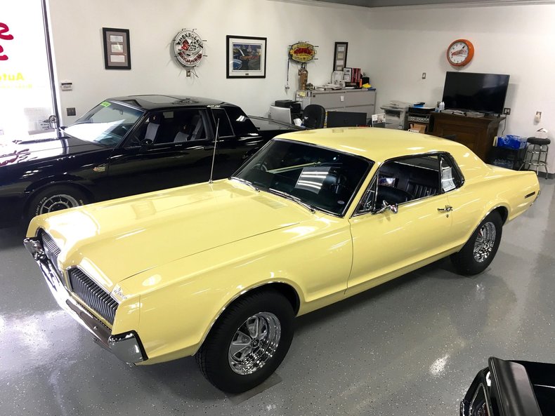 1967 Mercury Cougar