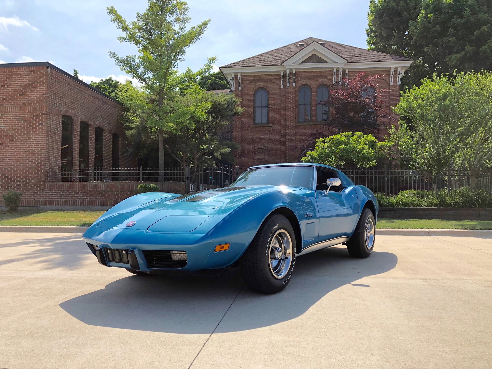 12034efb33644 hd 1975 chevrolet corvette