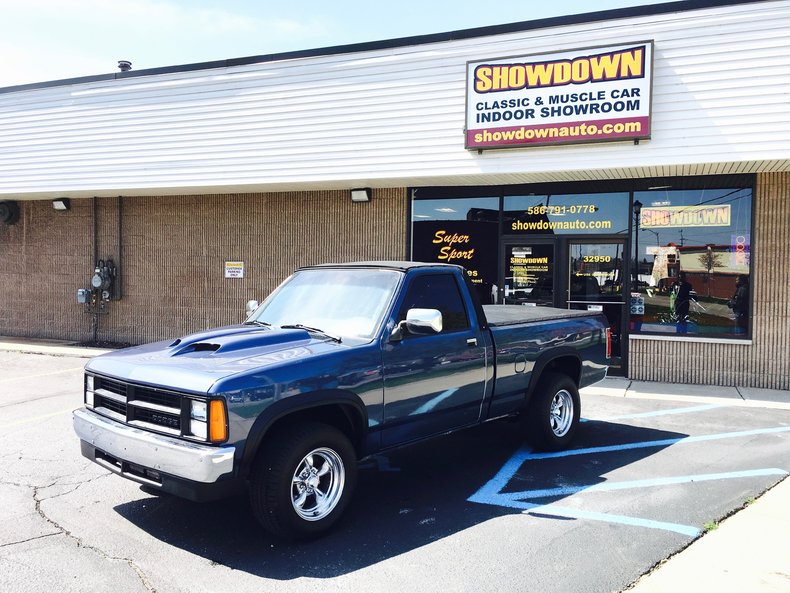 1989 Dodge Dakota