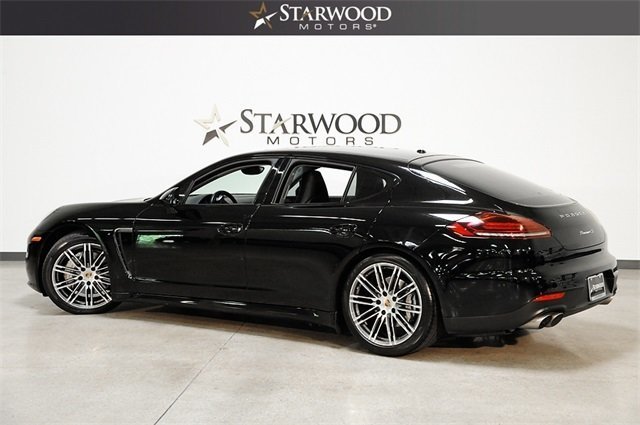 123112556006a low res 2015 porsche panamera s