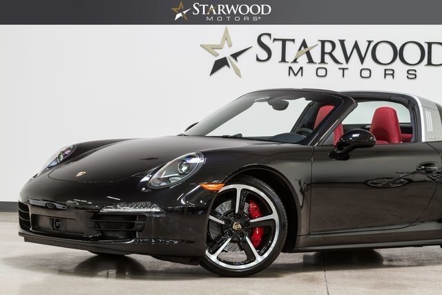 12499c7f64079 low res 2016 porsche 911
