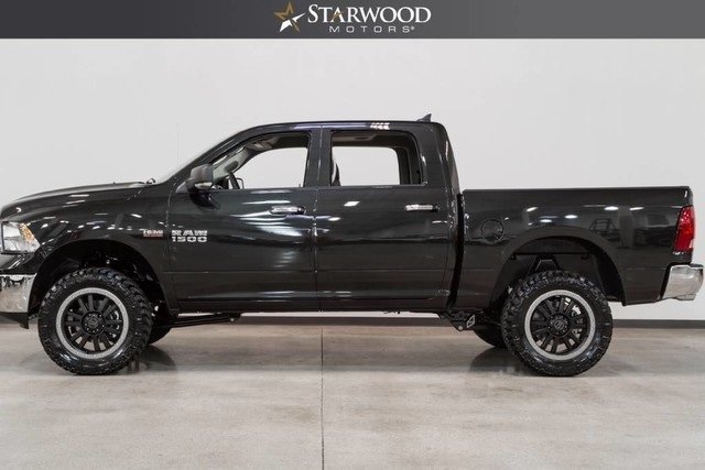 14801702b0179 low res 2017 ram 1500 big horn