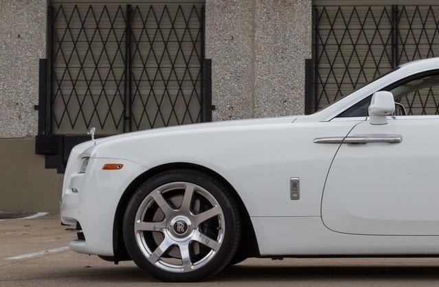 1572793b71372 low res 2014 rolls royce wraith coupe