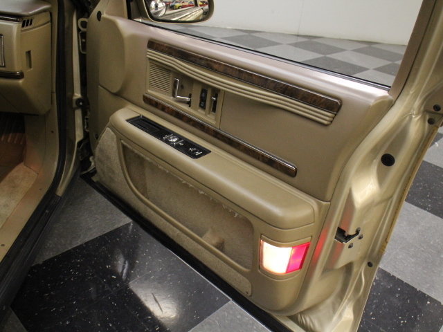 1995 Buick Roadmaster Streetside Classics The Nation S