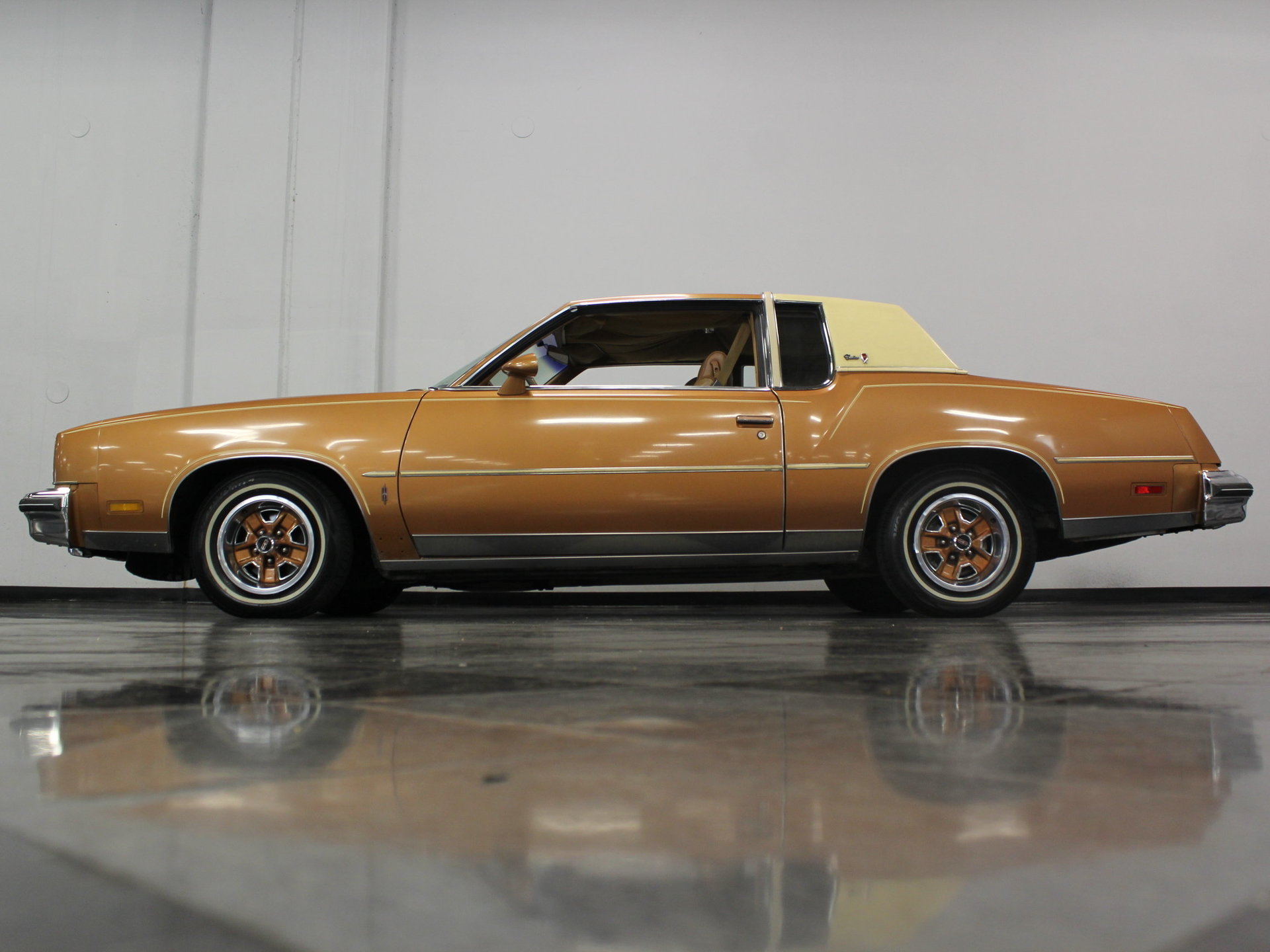 Oldsmobile cutlass 1978