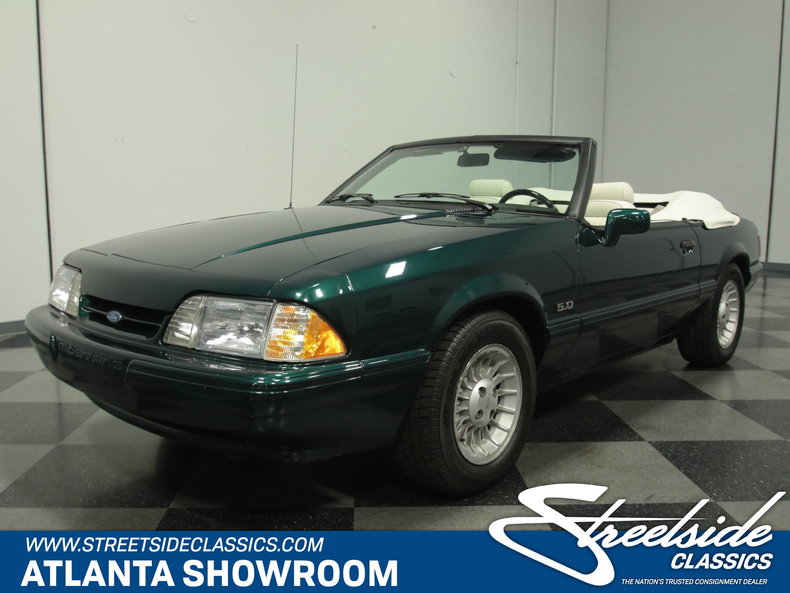 1990 Ford Mustang
