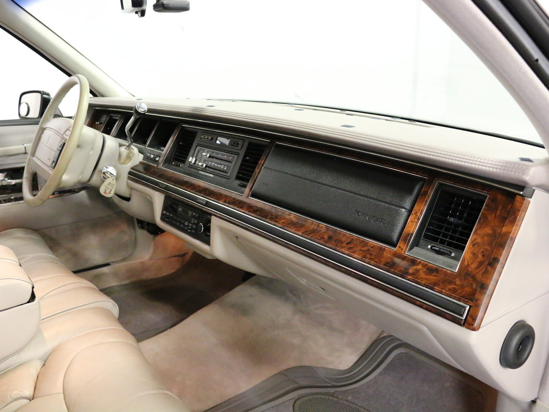 1992 Lincoln Town Car. Spincar view. Play Video. View 360