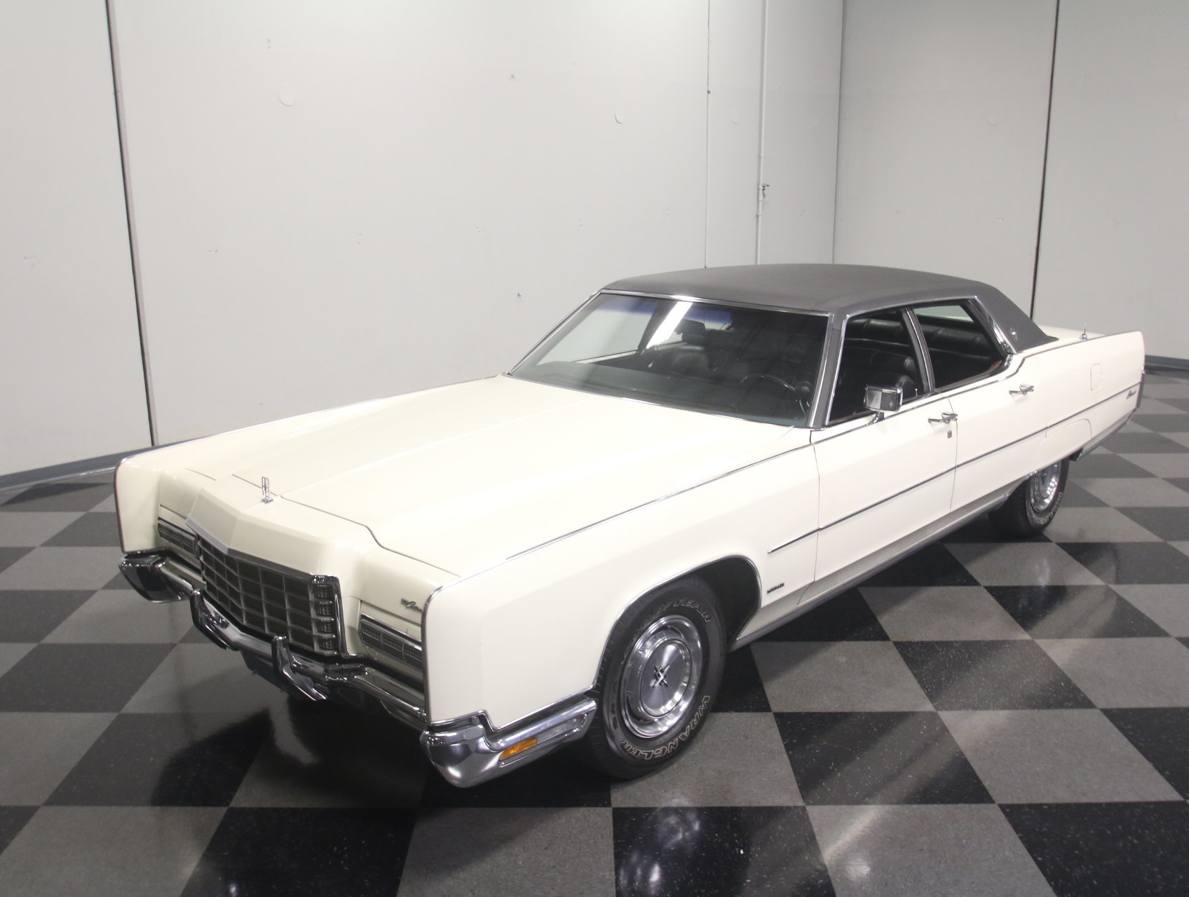 Lincoln continental 1972