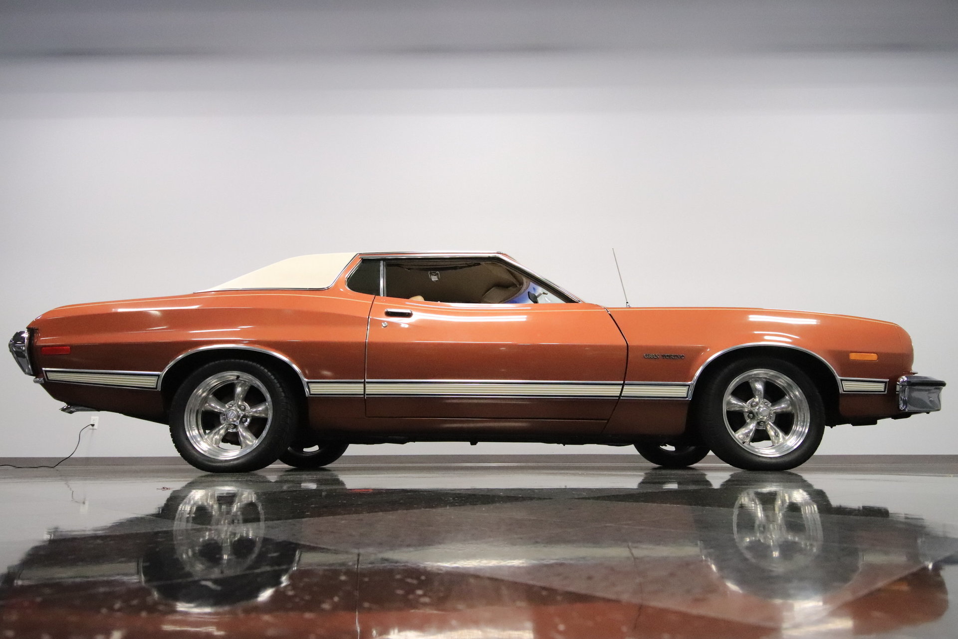 Ford gran torino 1973
