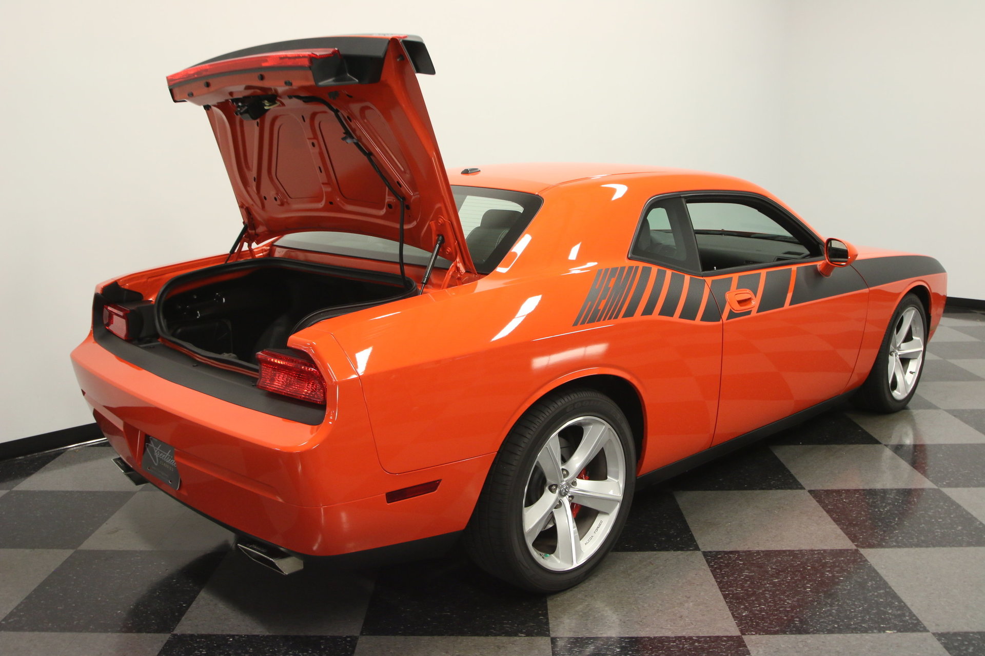 2008 Dodge Challenger SRT8 6.1 Hemi for sale 76019 MCG