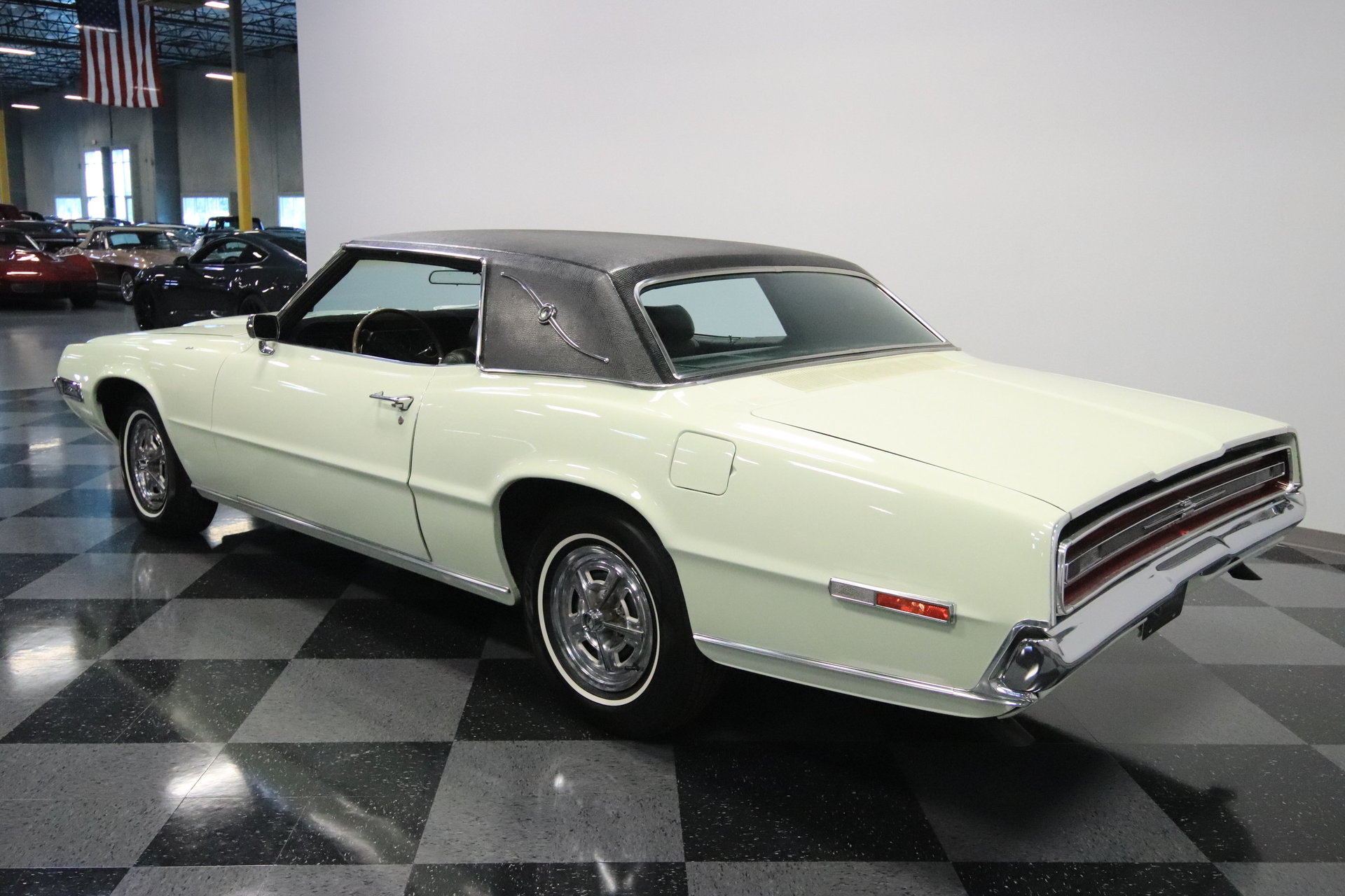 Ford thunderbird 1968